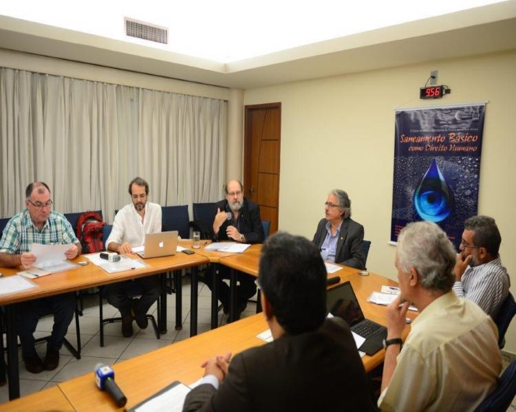 O Centro de Estudos Estratégicos (CEE) da Fiocruz realizou em 10/4/2015 a oficina de trabalho Saneamento como Direito Humano.