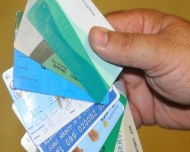 cartoes-plano-de-saude_original_meio_desfocado