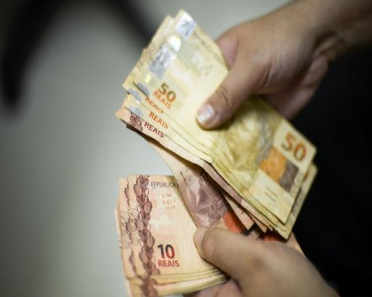 financas_dinheiro_cedulas_moeda_real_foto_marcello_casal_jr_agencia_brasil-1561533